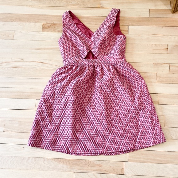 ASOS petite mini dress with keyhole detail - Picture 3 of 5